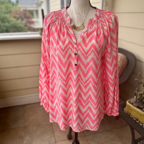 Lilly Pulitzer Elsa Silk Top - Size M - Picture 1 of 11